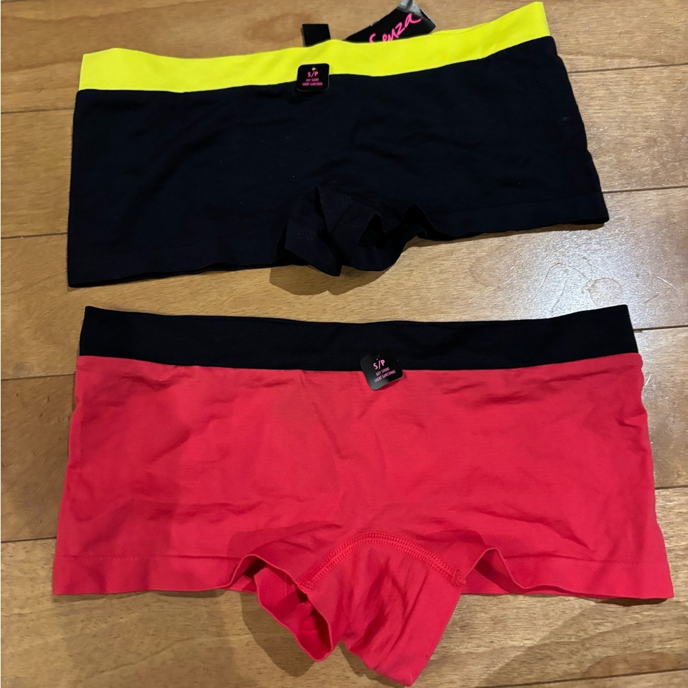 NWT size small.  Vintage boxers
